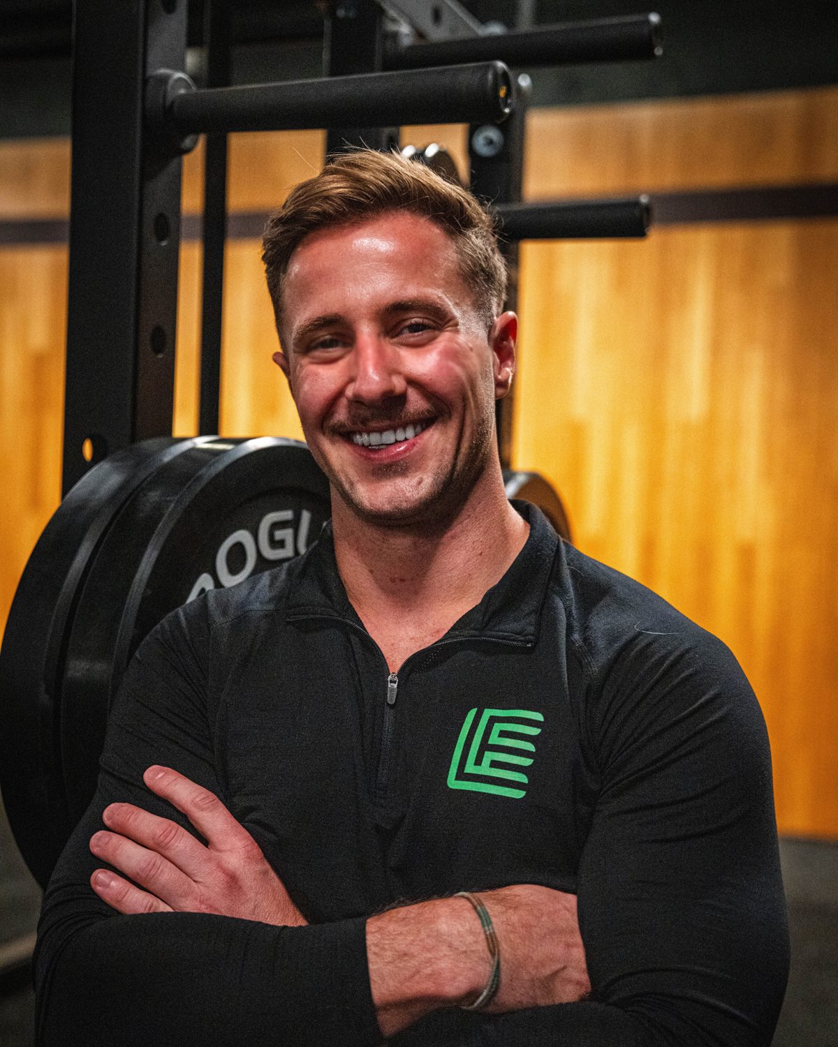 Damjan Vasic, arms crossed at the rack